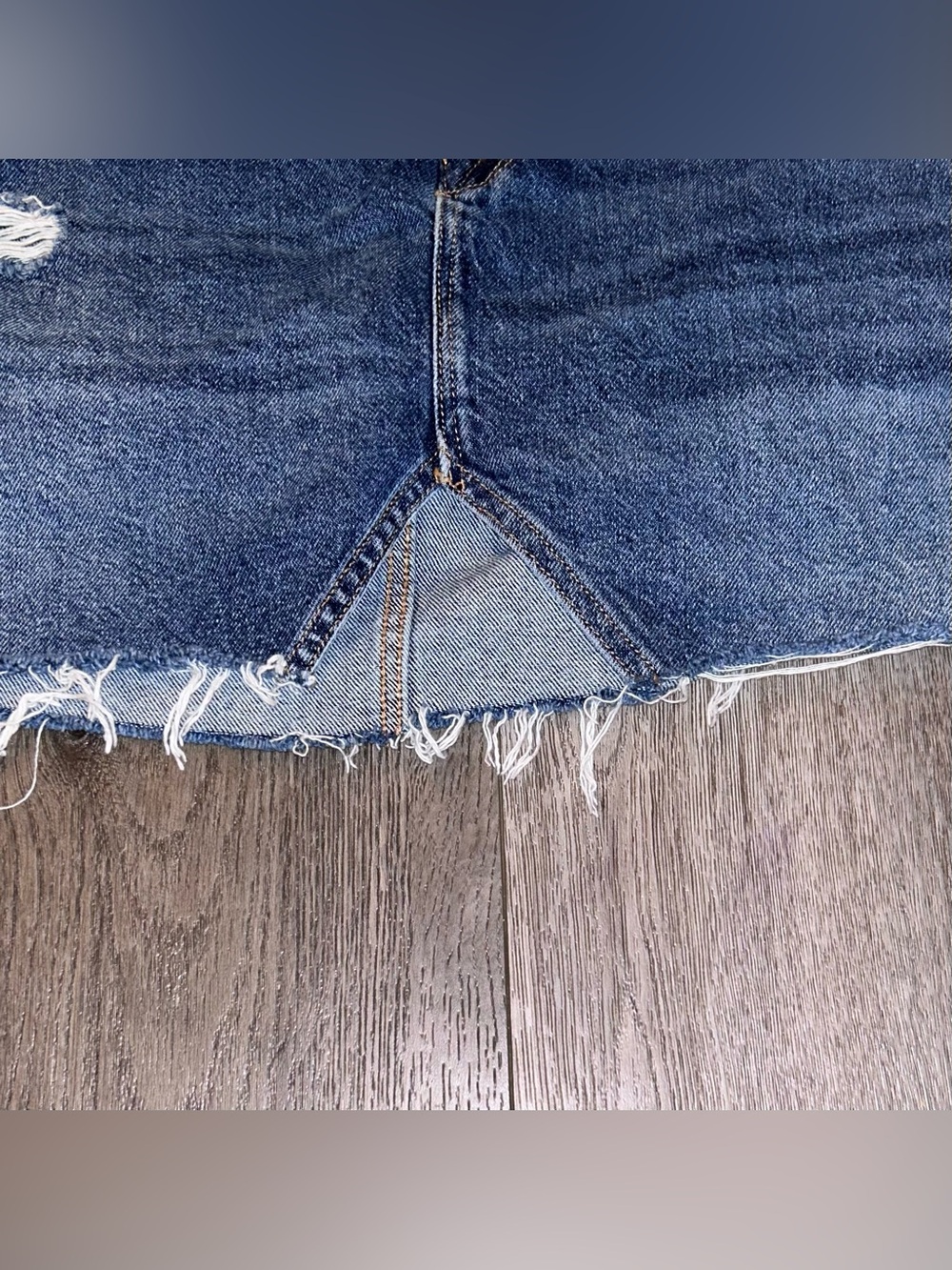 Good American Cut Out Mini Skirt Size 15 - Picture 5 of 10